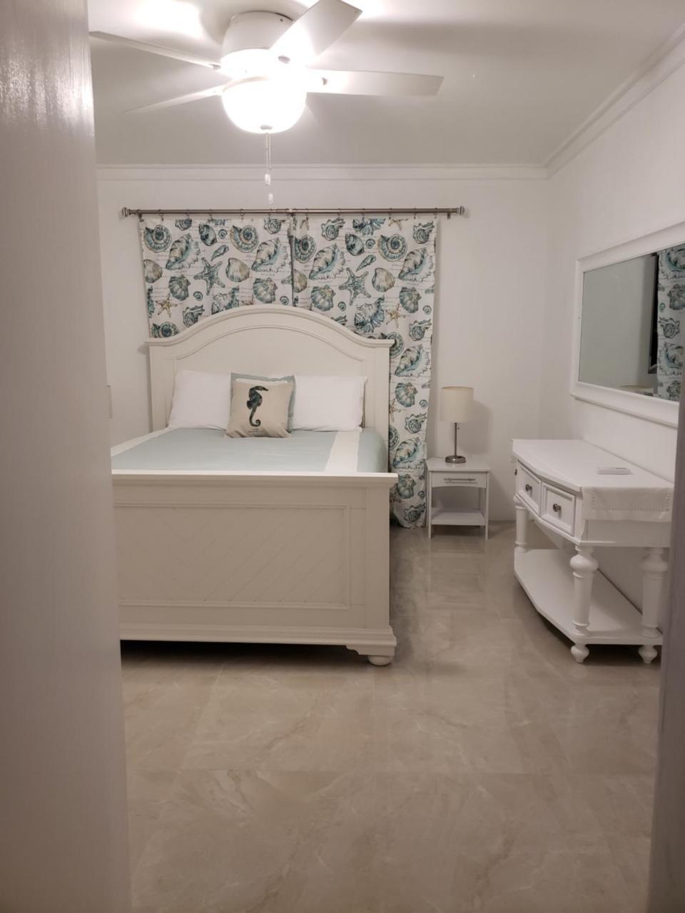 Ocean Mist Villa George Town Exterior foto